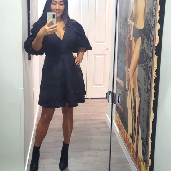 Lantern Sleeves Mini Dress - Picture 5 of 6